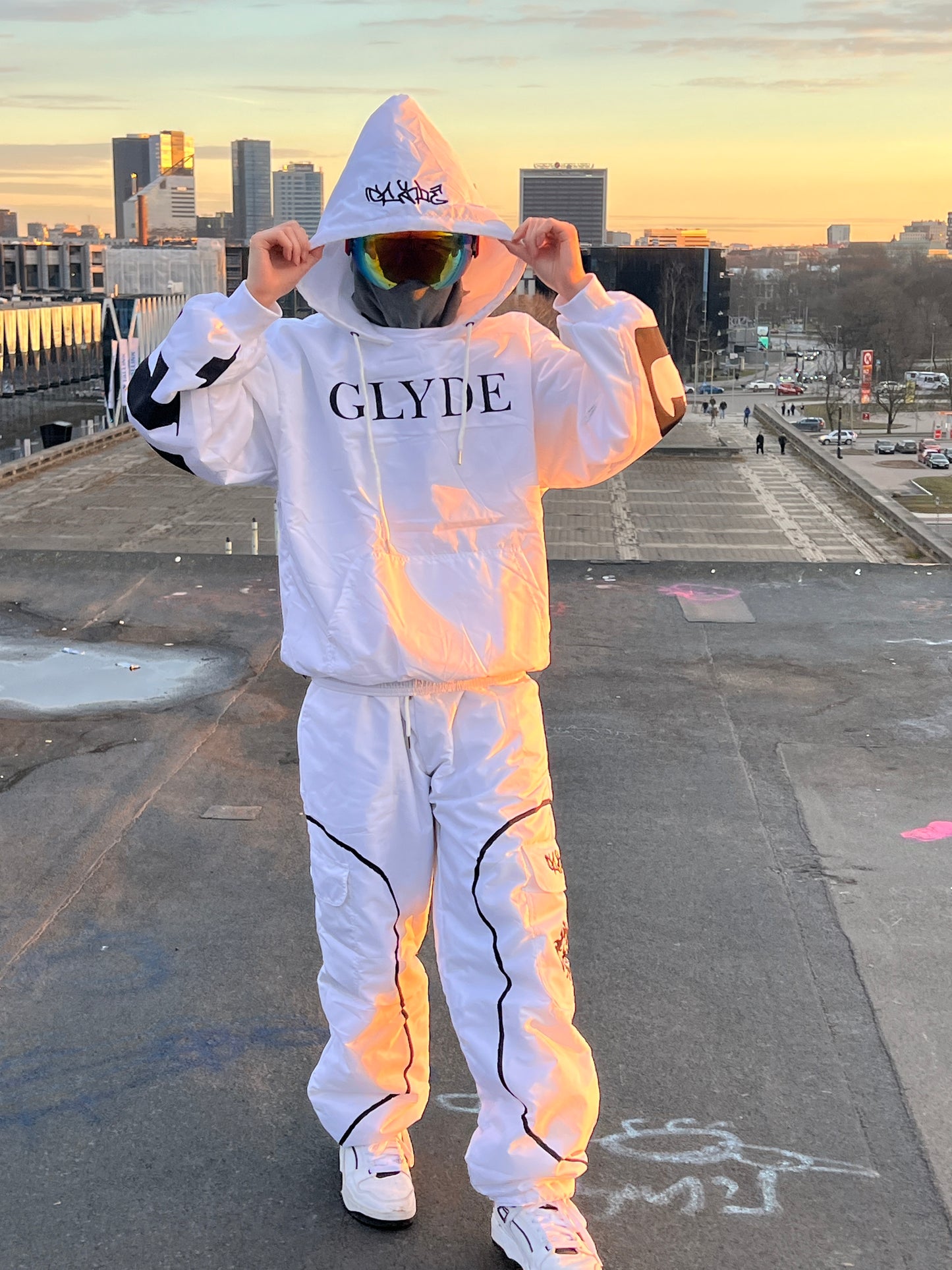 Glyde ski fit white