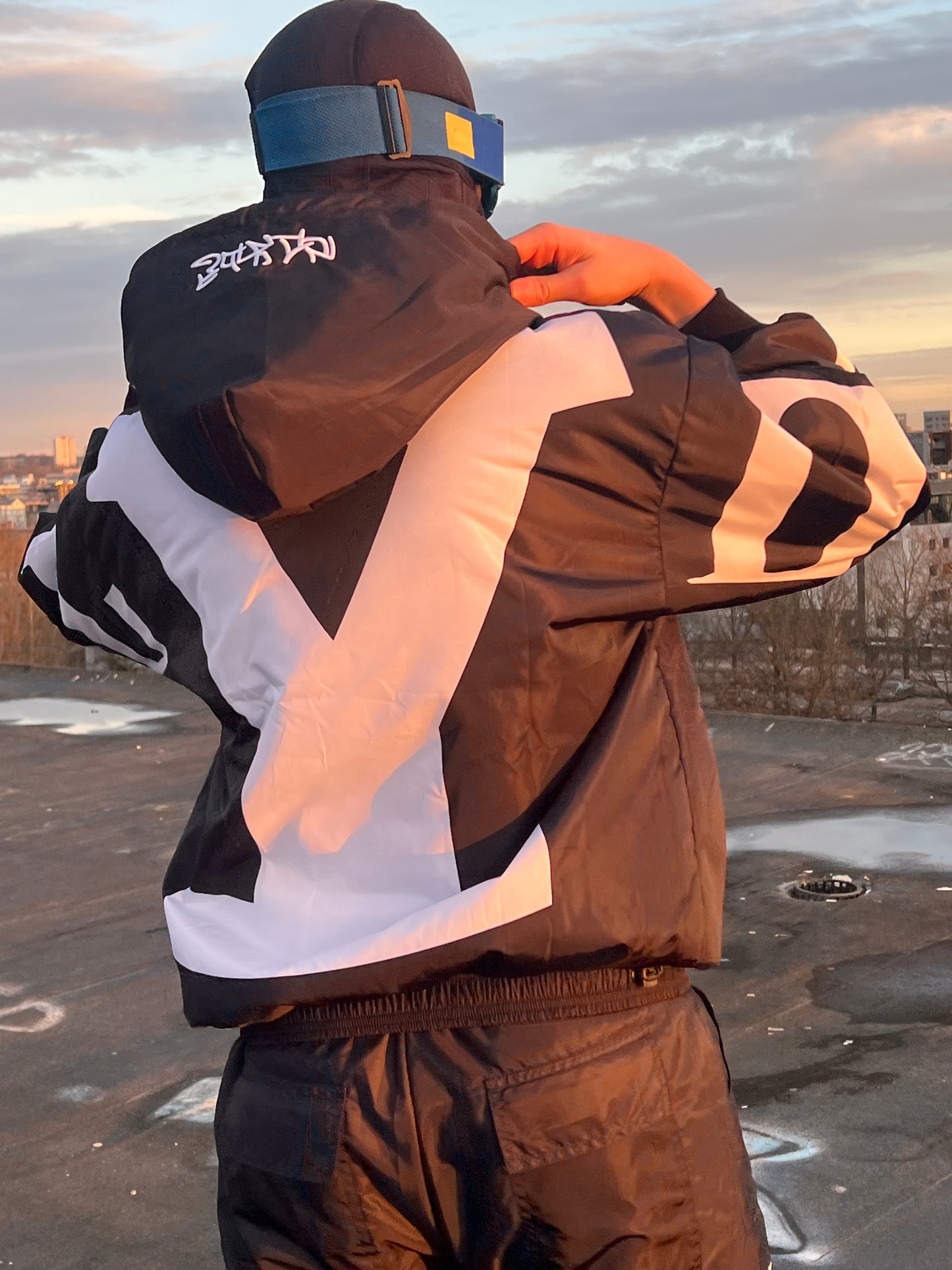 Glyde hoodie black