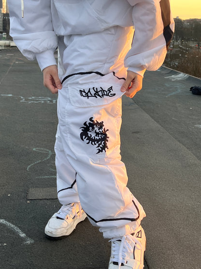 Glyde baggy ski pants white